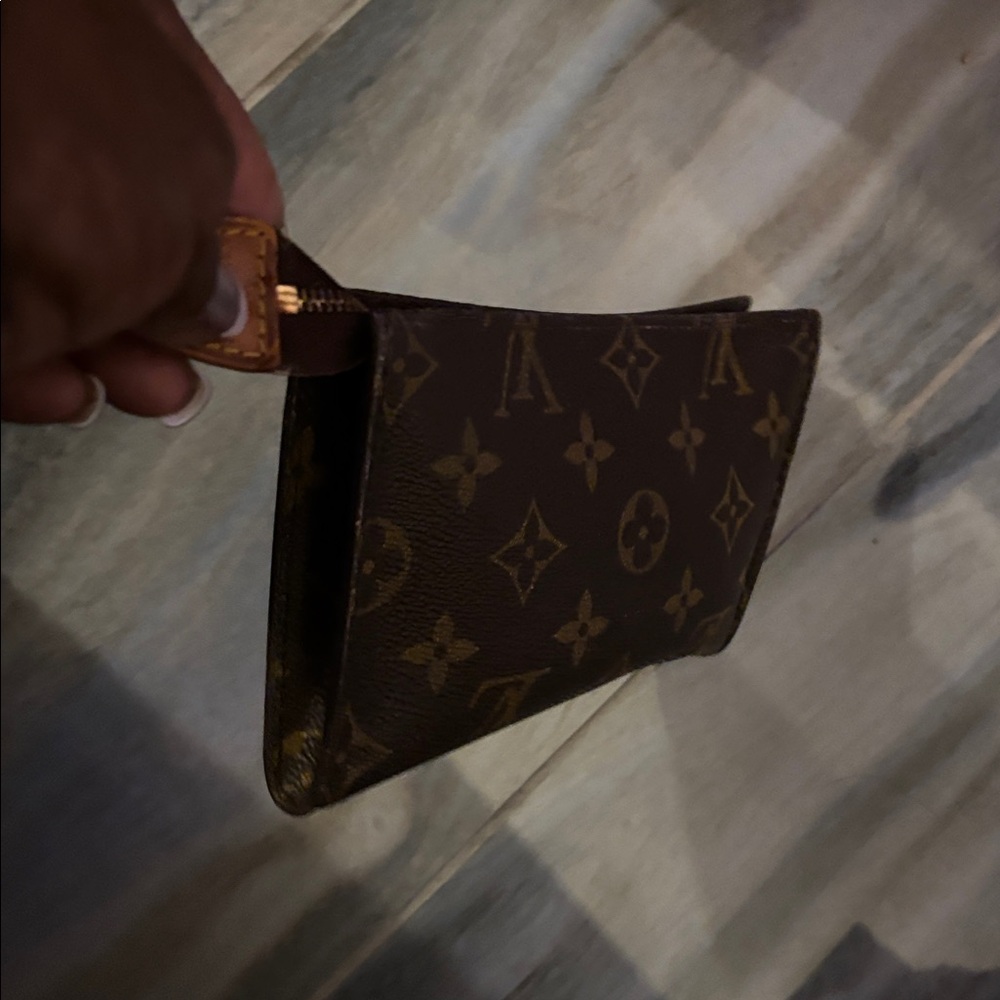 Louis Vuitton Brown Monogram Pouch - Picture 7 of 12